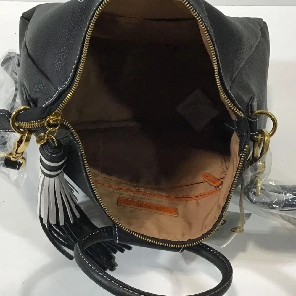 NEW!! Women’s HOBO Shelia Black and White Leather Shoulder Bag Medium